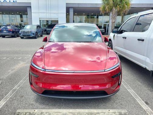 2026 Tesla Model Y Long Range Dual Motor All-Wheel Drive