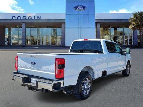 2026 Ford F-250 Lariat