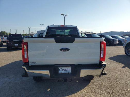 2025 Ford F-350 XLT