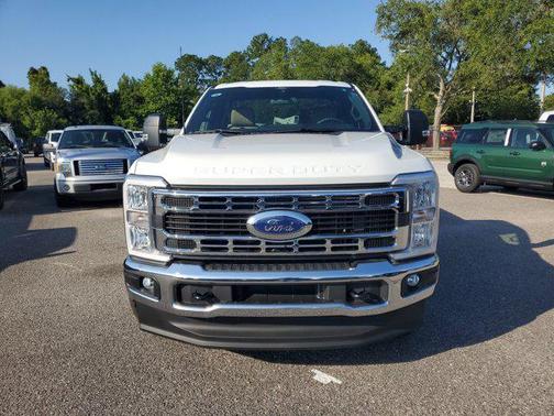 2025 Ford F-350 XLT