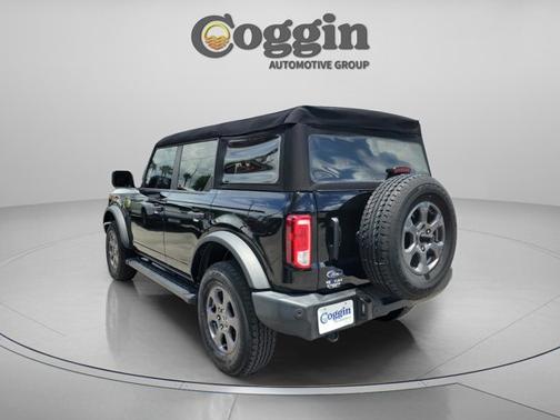 SHADOW BLACK 2024 Ford Bronco BIG BEND