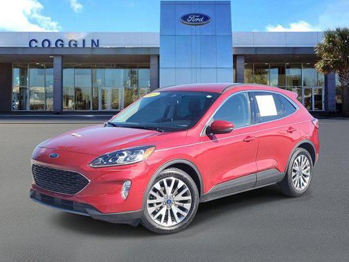 2020 Ford Escape Titanium