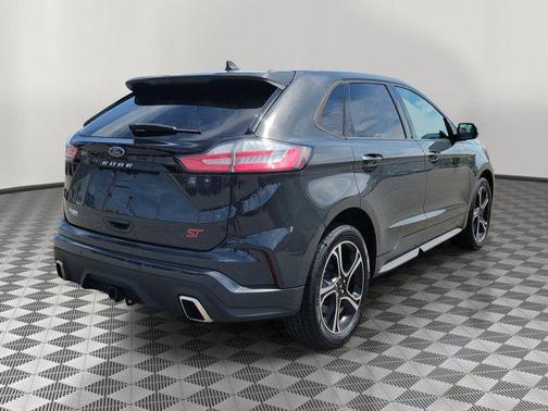 2021 Ford Edge ST