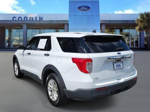 2021 Ford Explorer Base