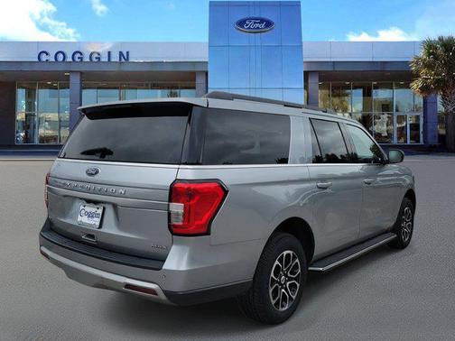 2023 Ford Expedition Max XLT