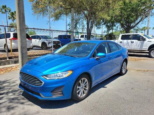 VELOCITY BLUE 2020 Ford Fusion SE