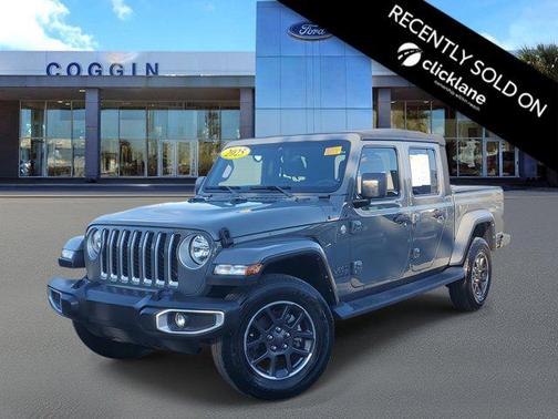 2022 Jeep Gladiator Overland