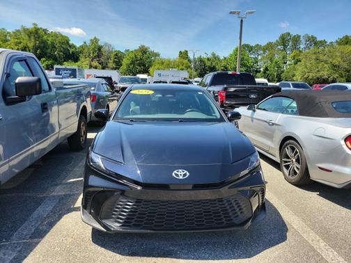 Midnight Black Metallic 2025 Toyota Camry SE
