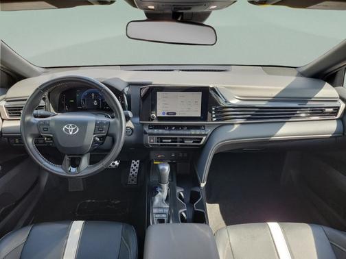 Midnight Black Metallic 2025 Toyota Camry SE