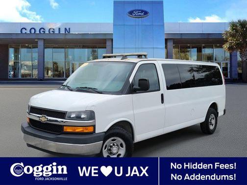 2017 Chevrolet Express 3500 LT