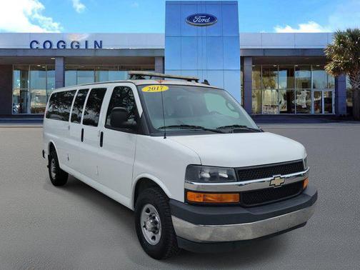 2017 Chevrolet Express 3500 LT