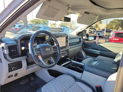 2024 Ford F-250 LIMITED