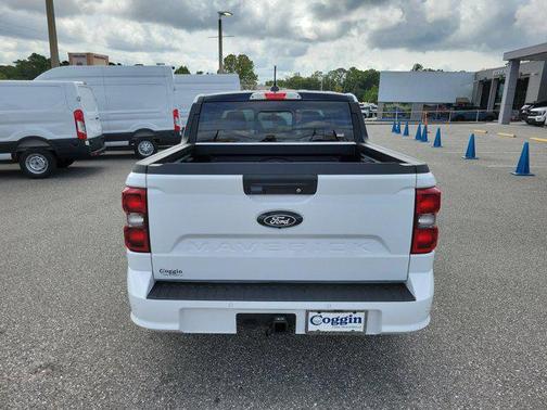 2025 Ford Maverick Lobo