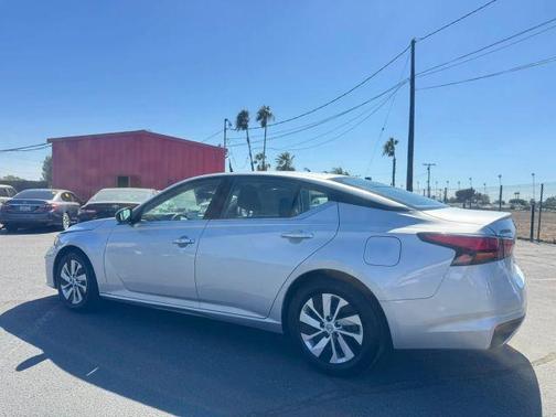 Silver 2024 Nissan Altima 2.5 S