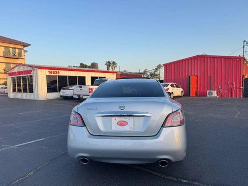 Brilliant Silver 2013 Nissan Maxima SV