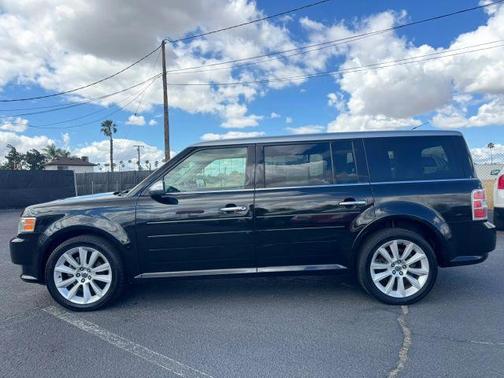 Black 2011 Ford Flex Limited