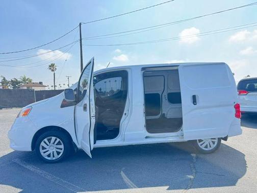 Fresh Powder 2015 Nissan NV200 SV