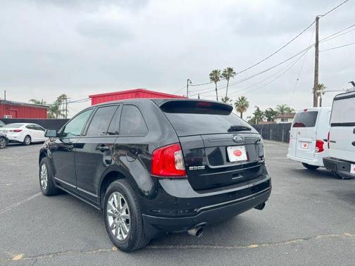 Black 2013 Ford Edge SEL