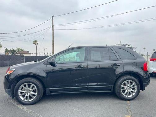 Black 2013 Ford Edge SEL