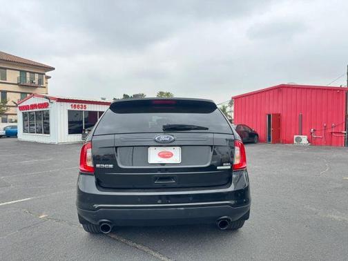 Black 2013 Ford Edge SEL