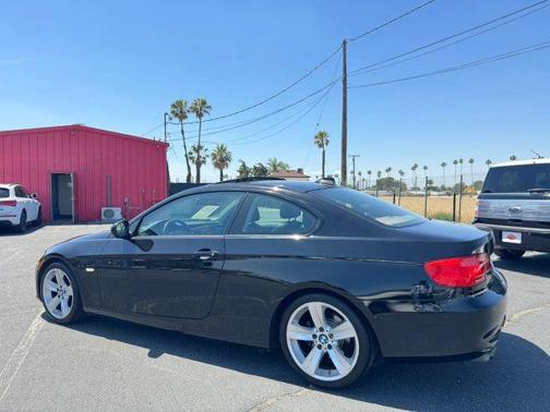 Black 2011 BMW 328 i