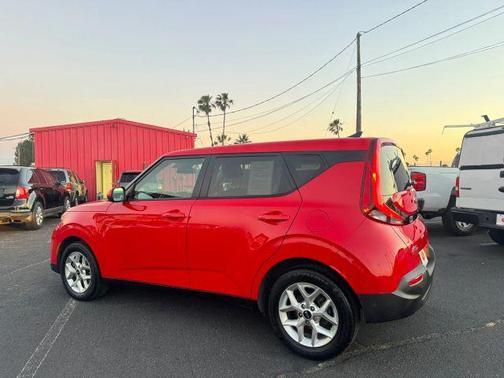 Red 2020 Kia Soul S