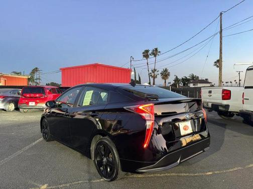 Black 2016 Toyota Prius Four Touring