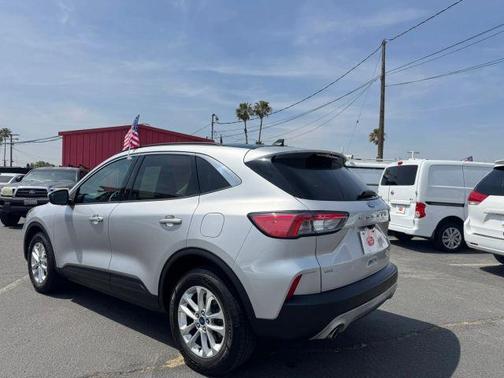 White 2020 Ford Escape SE