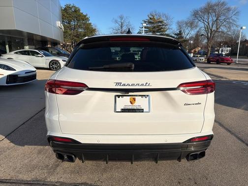 2024 Maserati Grecale Trofeo