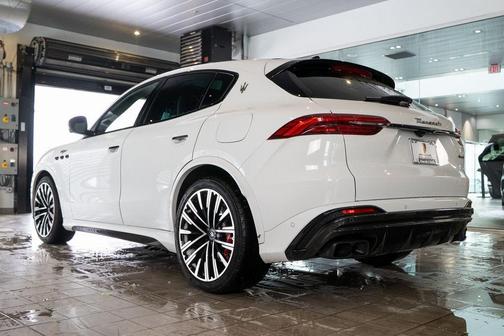 2024 Maserati Grecale Trofeo