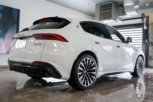 2024 Maserati Grecale Trofeo
