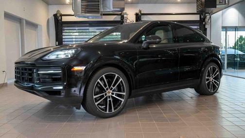 2025 Porsche Cayenne AWD