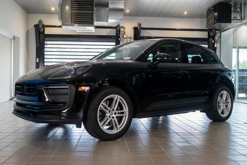 2025 Porsche Macan 