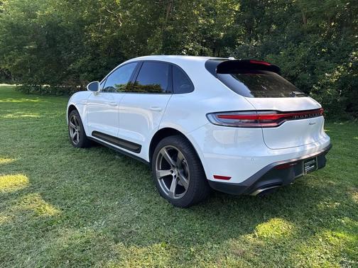 2023 Porsche Macan 