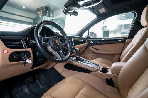 2019 Porsche Macan Base