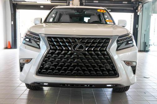 White Pearl 2023 Lexus GX 460 Base