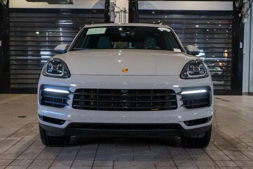 2023 Porsche Cayenne 