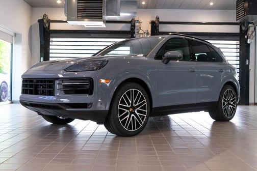 Arctic Grey 2026 Porsche Cayenne Base