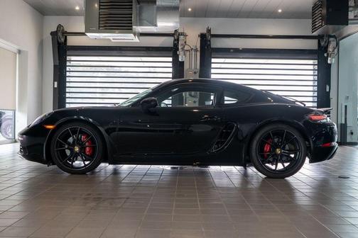 2025 Porsche 718 Cayman S