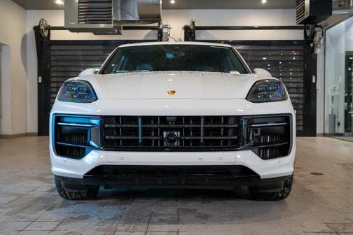 2026 Porsche Cayenne GTS