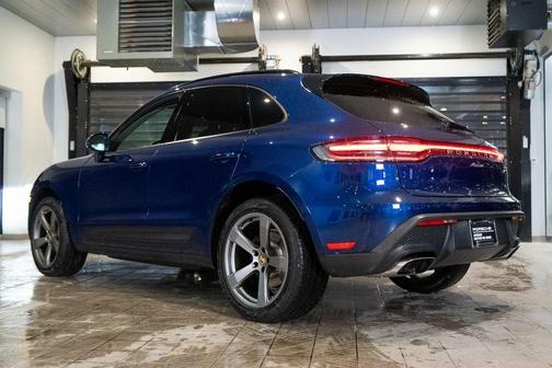 2025 Porsche Macan 