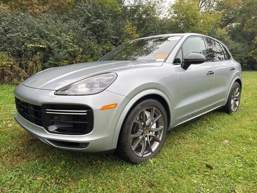 2022 Porsche Cayenne Turbo