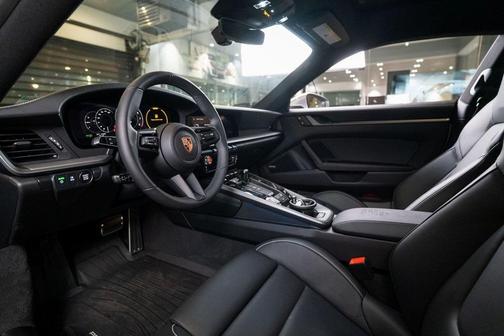 2026 Porsche 911 Carrera