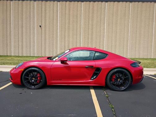 Carmine Red 2025 Porsche 718 Cayman GTS 4.0