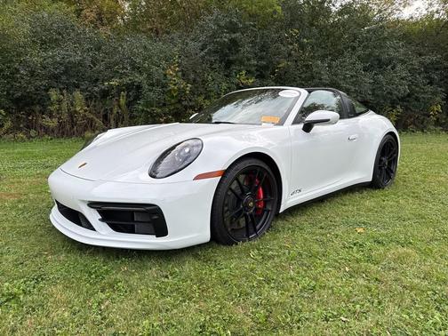 2023 Porsche 911 Targa 4 GTS