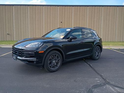 Black Metallic 2025 Porsche Cayenne Base