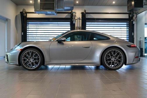 2025 Porsche 911 Carrera S