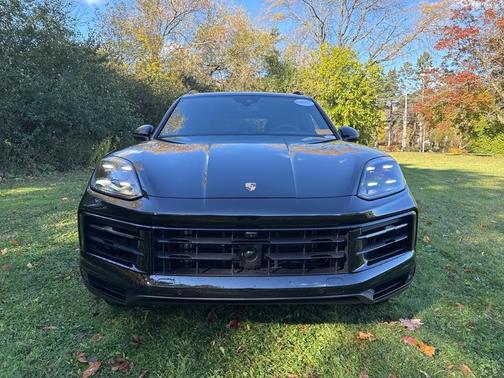 2025 Porsche Cayenne Base