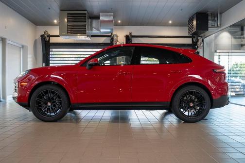 2026 Porsche Cayenne AWD