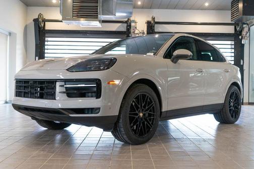 Chalk 2025 Porsche Cayenne AWD